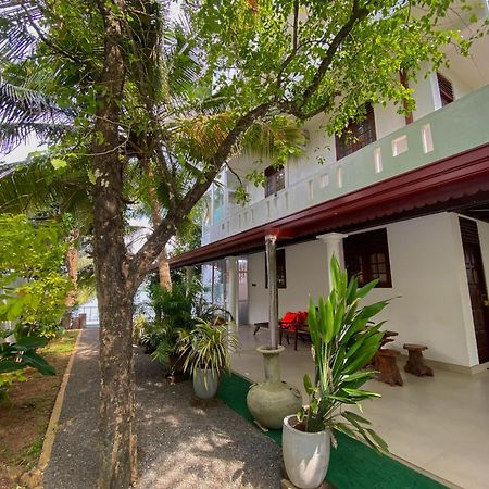 Villa Araliya 히카두와 외부 사진